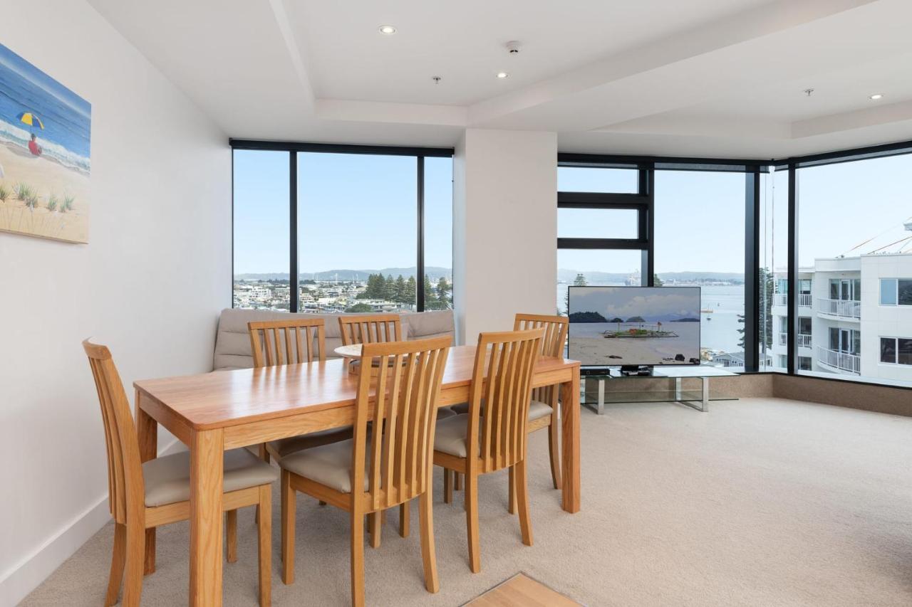 شقة Superb Elevated Views Of Harbour With Heated Pool, Gym & Parking ماوْنت مونغانيو المظهر الخارجي الصورة