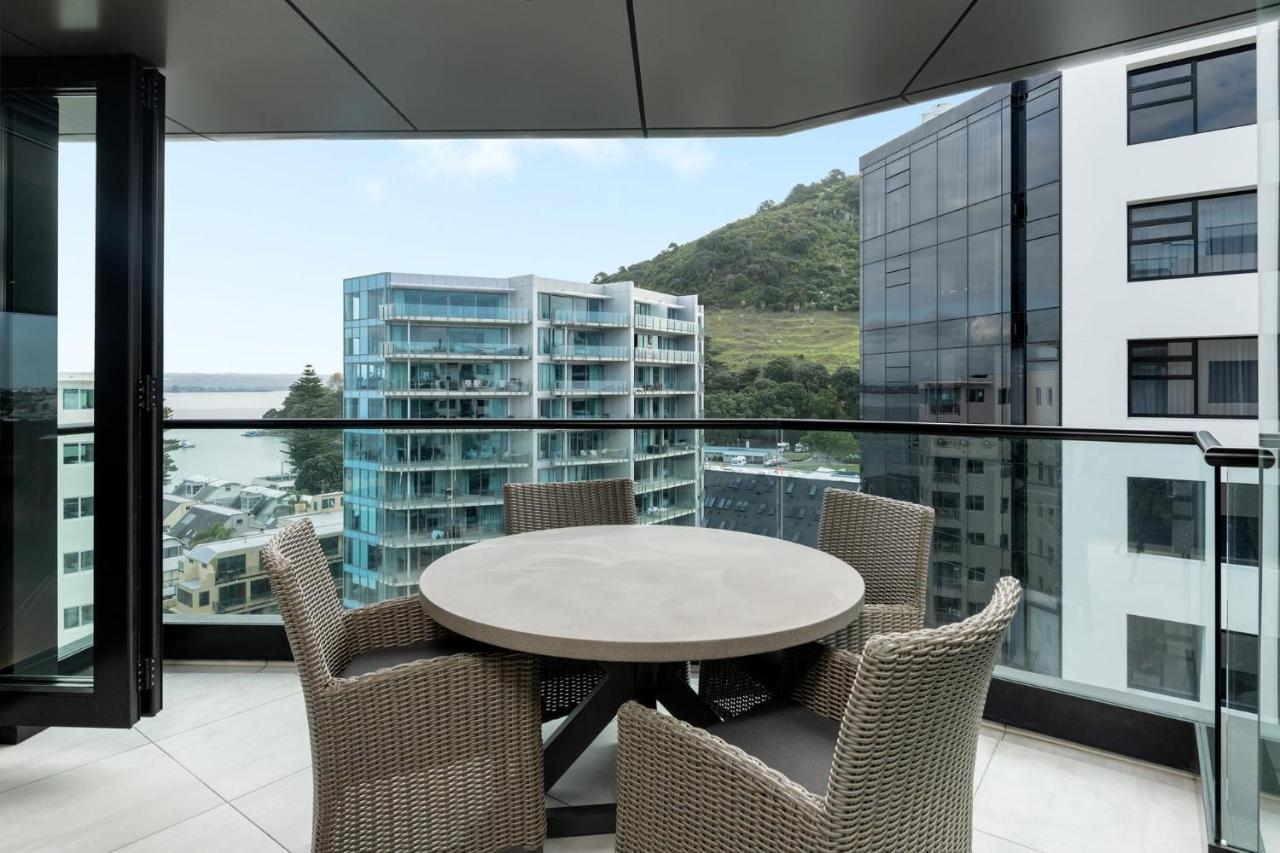 شقة Superb Elevated Views Of Harbour With Heated Pool, Gym & Parking ماوْنت مونغانيو المظهر الخارجي الصورة